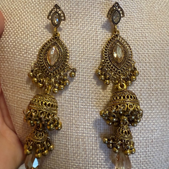 Elegant Gold Chandelier Earrings - Picture 1 of 4